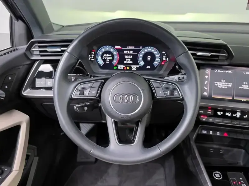 2023 Audi A3 с пробегом 13 339 км