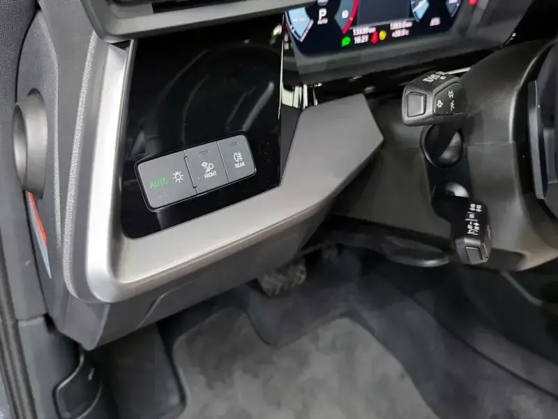 2023 Audi A3 с пробегом 13 339 км