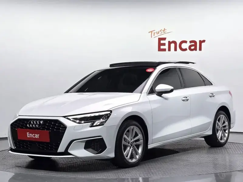 2022 Audi A3 с пробегом 33 067 км