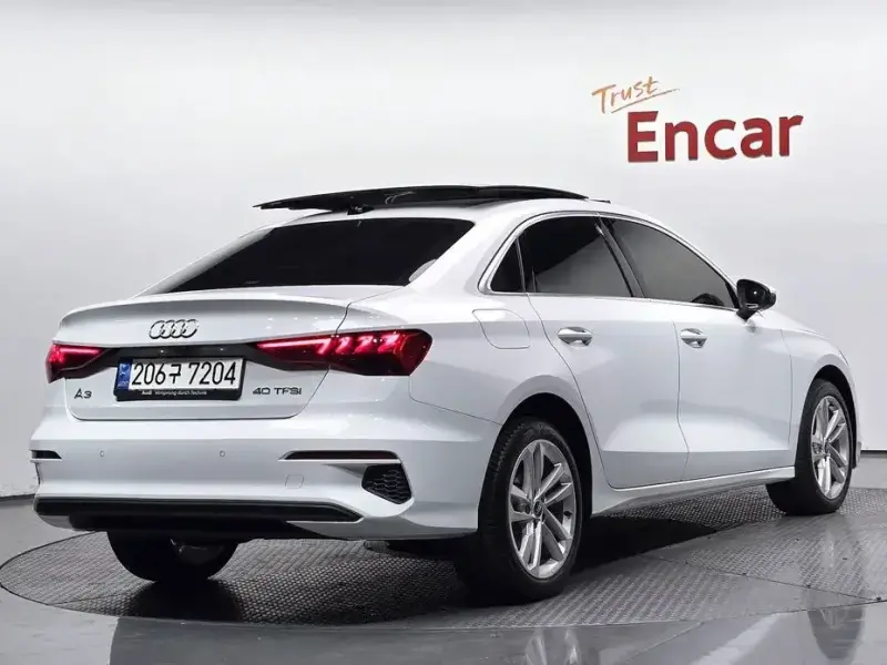 2022 Audi A3 с пробегом 33 067 км