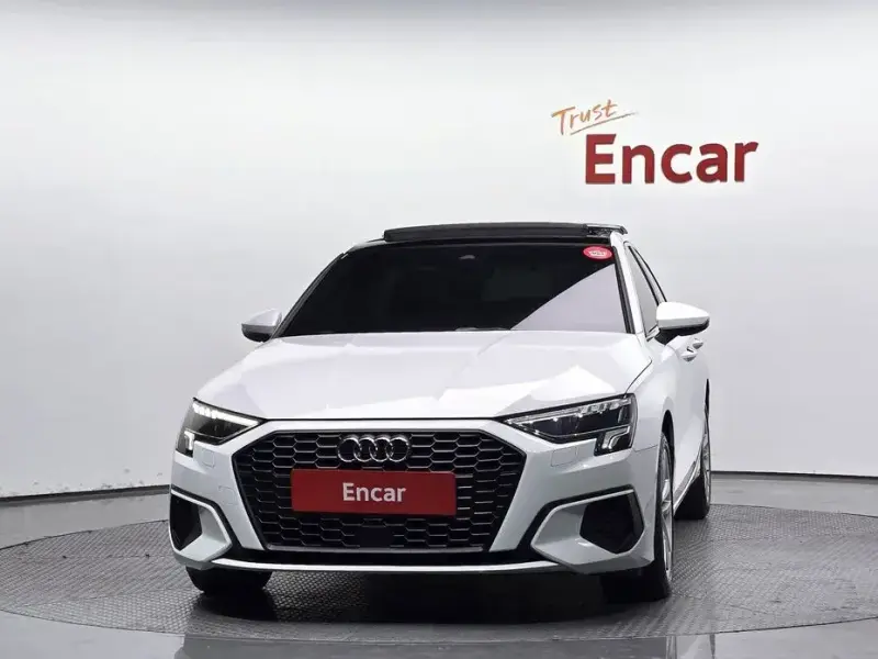 2022 Audi A3 с пробегом 33 067 км