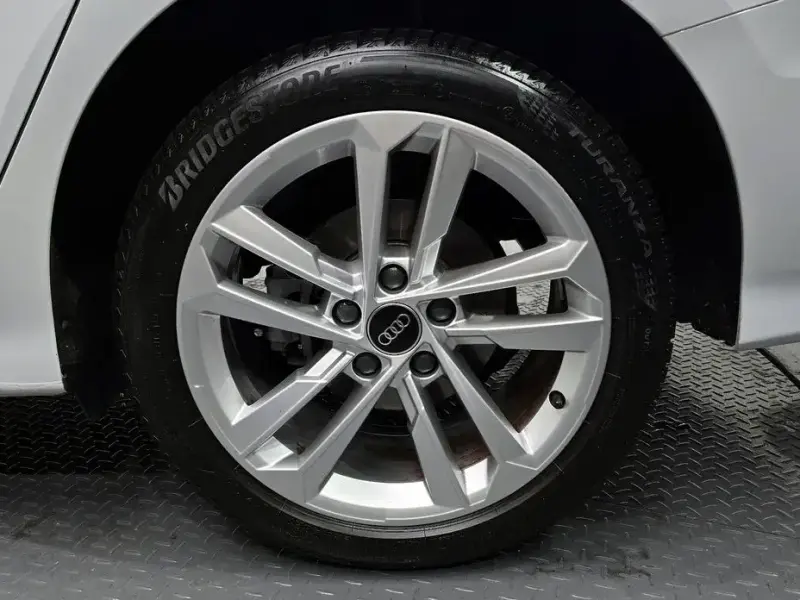 2022 Audi A3 с пробегом 33 067 км