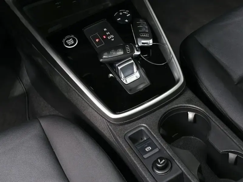 2022 Audi A3 с пробегом 33 067 км