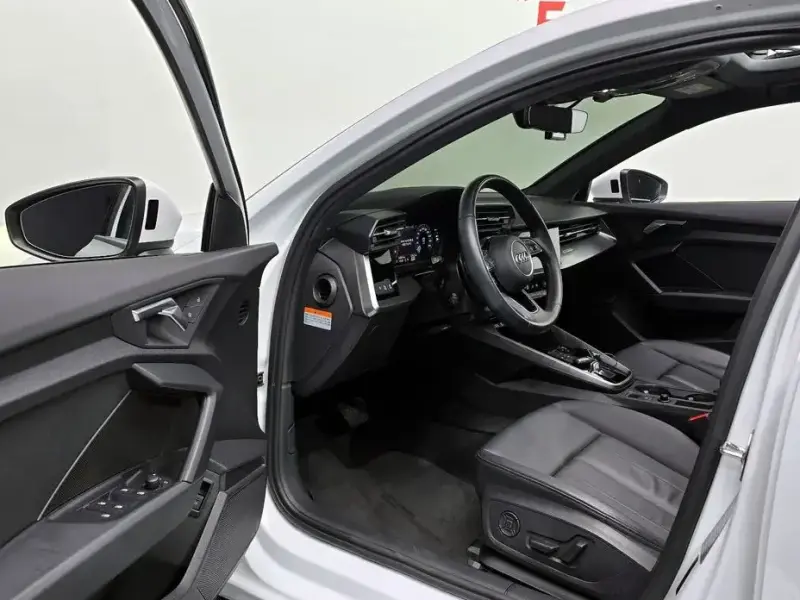 2022 Audi A3 с пробегом 33 067 км