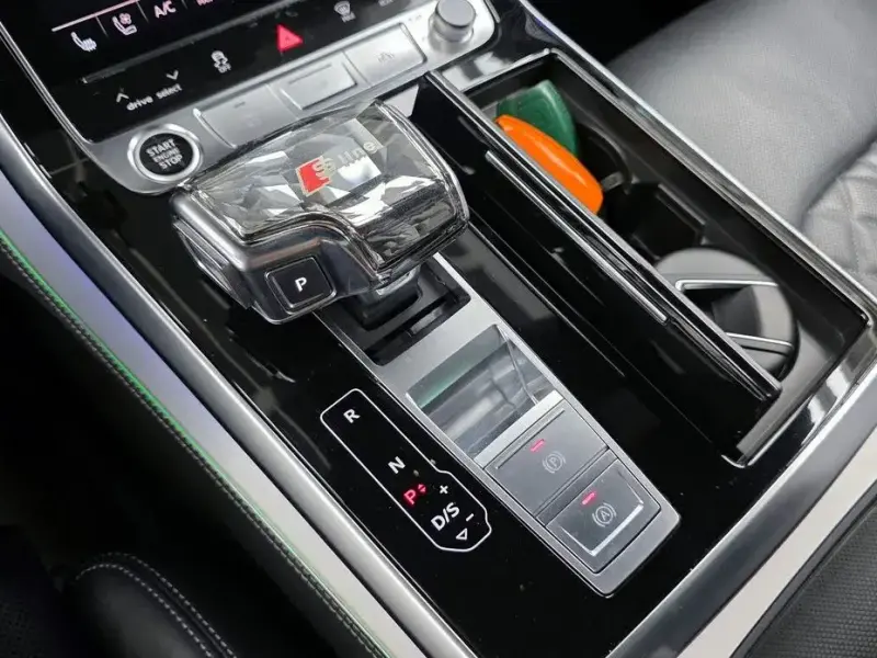 2023 Audi Q7 с пробегом 44 204 км