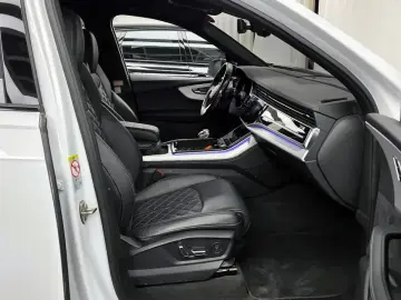 2023 Audi Q7 с пробегом 44 204 км