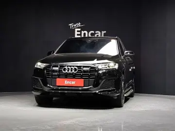 2022 Audi Q7 с пробегом 73 360 км