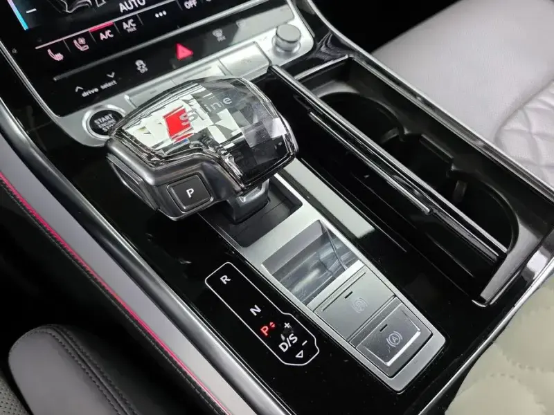 2022 Audi Q7 с пробегом 73 360 км