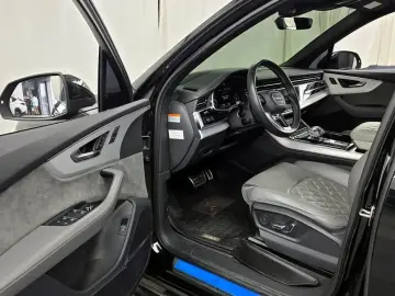2022 Audi Q7 с пробегом 73 360 км