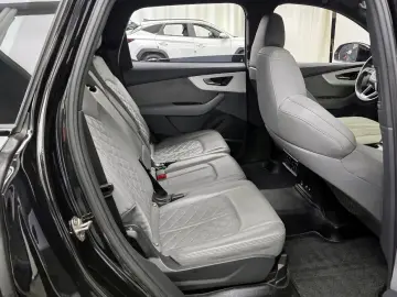 2022 Audi Q7 с пробегом 73 360 км