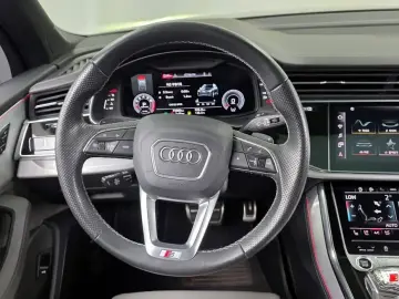 2022 Audi Q7 с пробегом 73 360 км