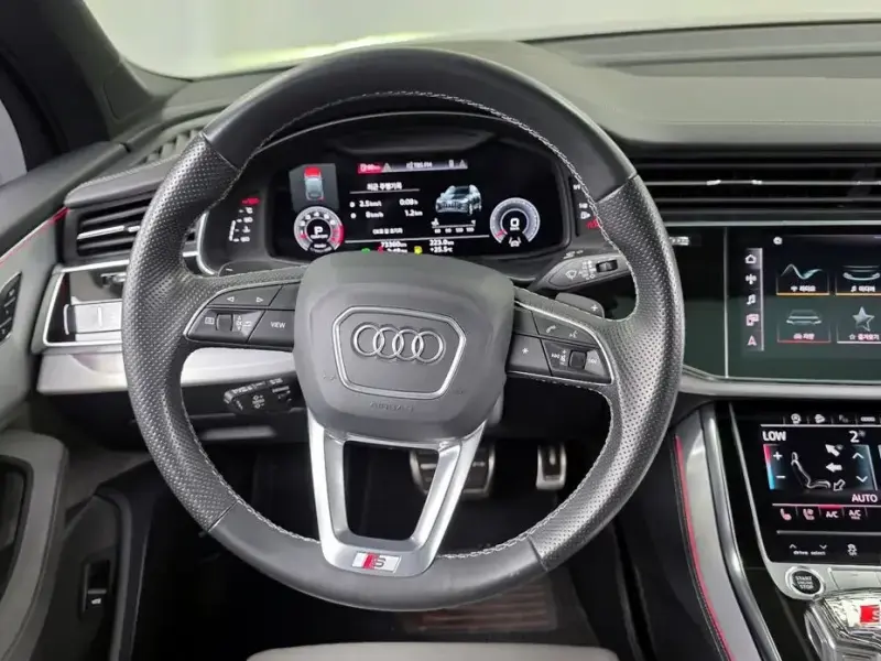 2022 Audi Q7 с пробегом 73 360 км