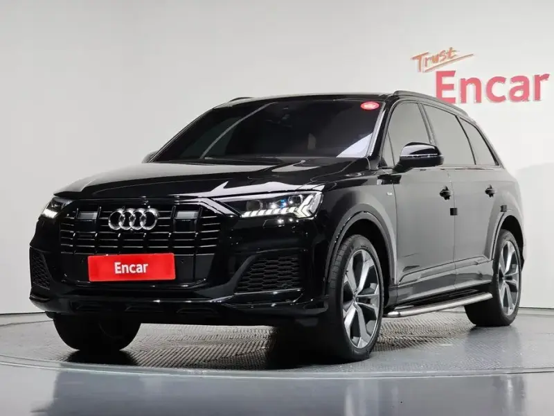 2023 Audi Q7 с пробегом 30 970 км