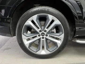 2023 Audi Q7 с пробегом 30 970 км