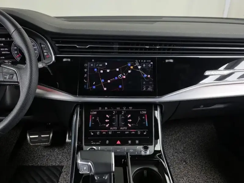 2023 Audi Q7 с пробегом 30 970 км