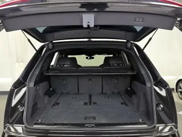 2023 Audi Q7 с пробегом 30 970 км
