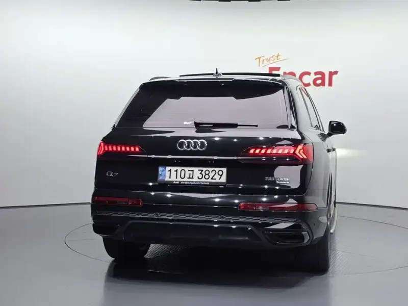 2022 Audi Q7 с пробегом 58 871 км