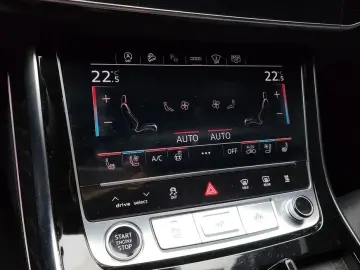 2023 Audi Q8 с пробегом 18 535 км