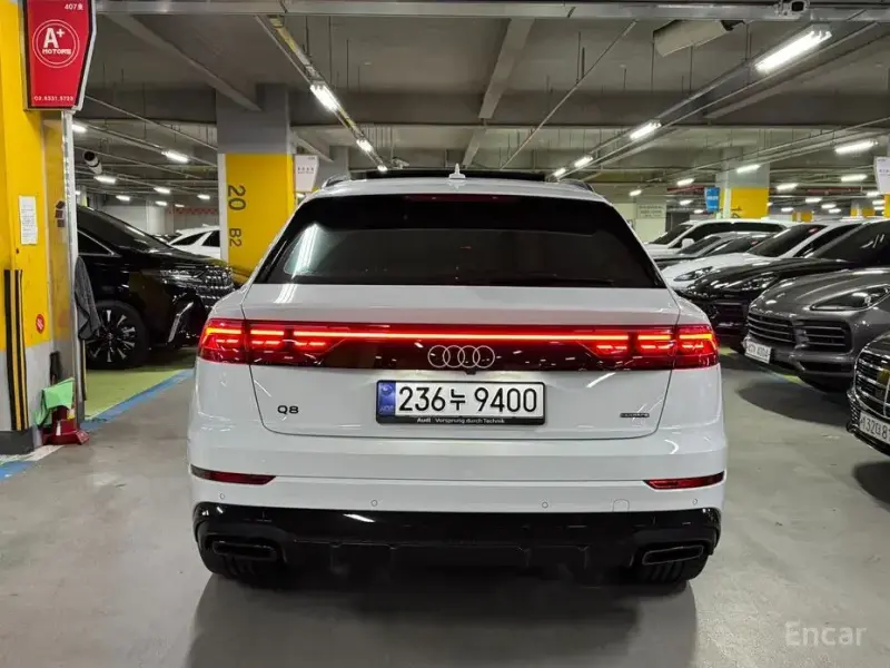 2026 Audi Q8 с пробегом 3 174 км