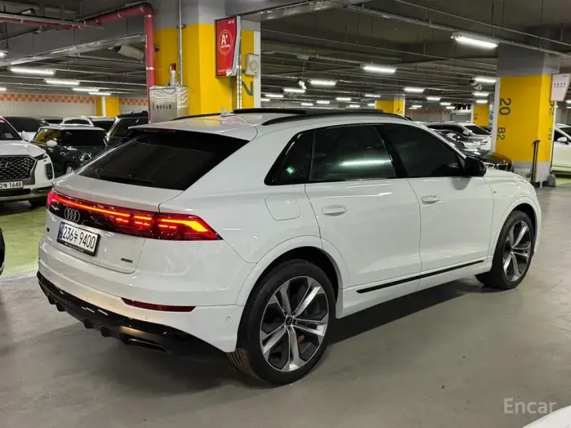2026 Audi Q8 с пробегом 3 174 км