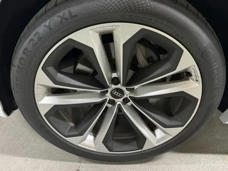 2026 Audi Q8 с пробегом 3 174 км