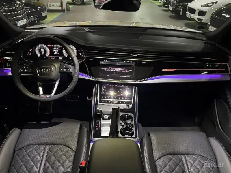 2026 Audi Q8 с пробегом 3 174 км
