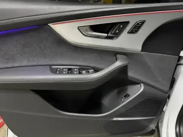 2026 Audi Q8 с пробегом 3 174 км