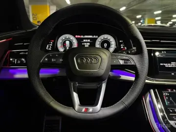 2026 Audi Q8 с пробегом 3 174 км