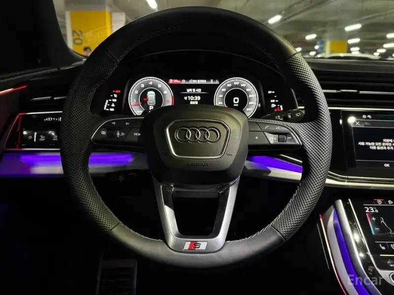2026 Audi Q8 с пробегом 3 174 км