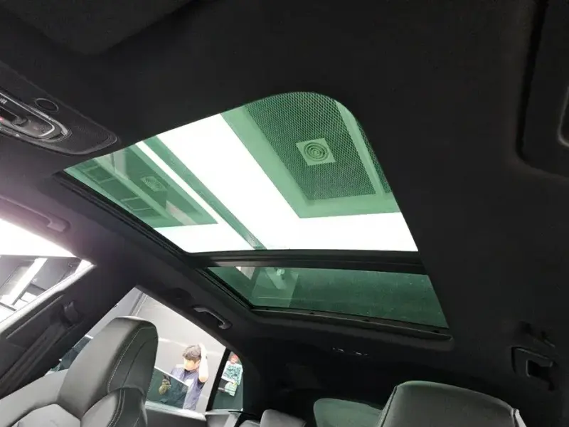 2023 Audi Q8 с пробегом 22 952 км