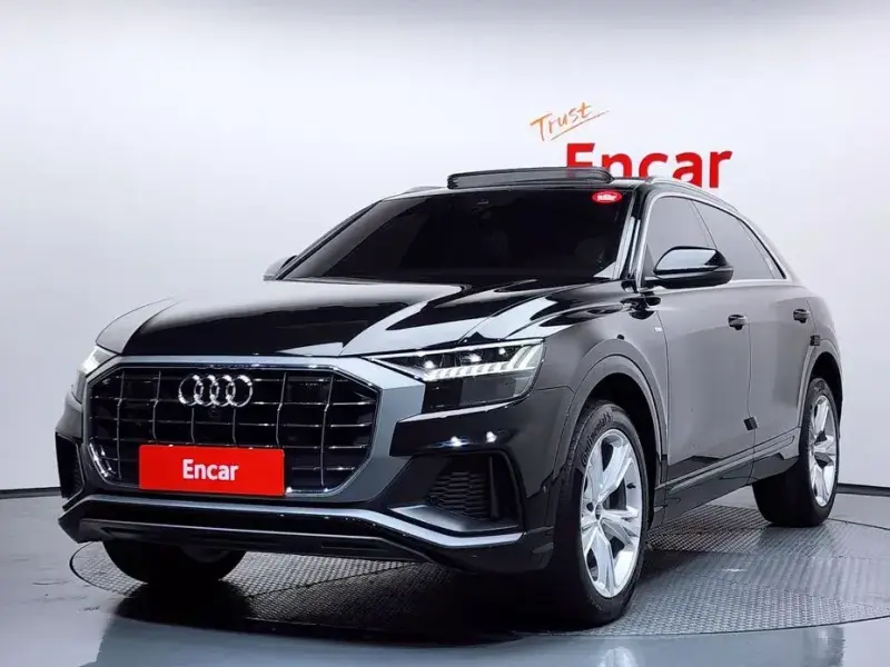2023 Audi Q8 с пробегом 38 175 км