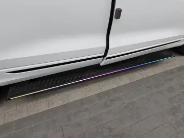 2023 Audi Q8 с пробегом 22 952 км
