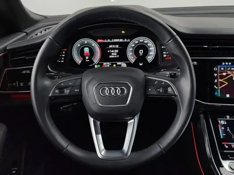 2023 Audi Q8 с пробегом 38 175 км