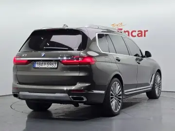 2022 BMW X7 с пробегом 58 796 км