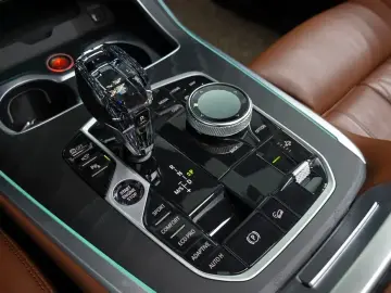 2022 BMW X7 с пробегом 88 797 км