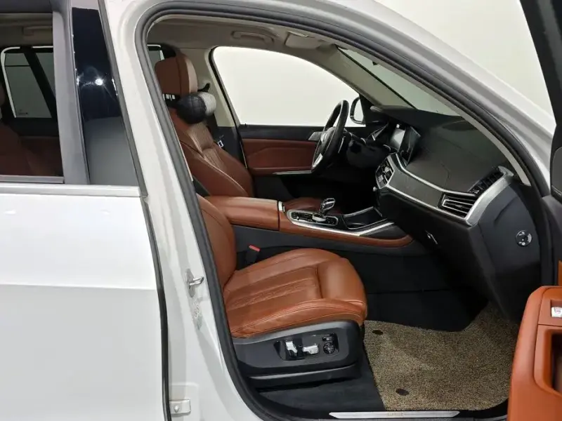 2022 BMW X7 с пробегом 88 797 км