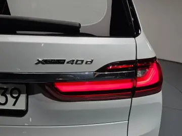 2022 BMW X7 с пробегом 128 963 км