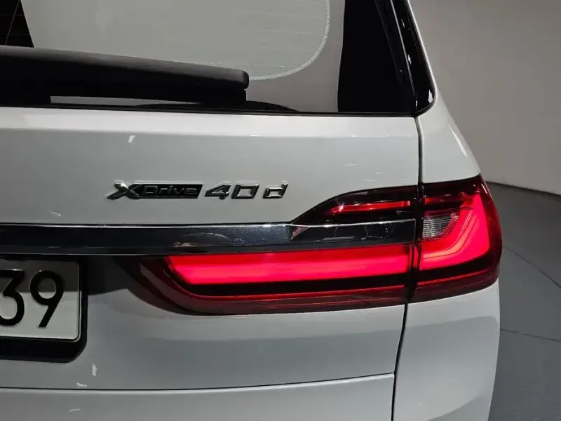 2022 BMW X7 с пробегом 128 963 км