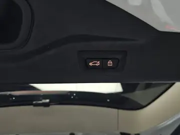 2022 BMW X7 с пробегом 128 963 км