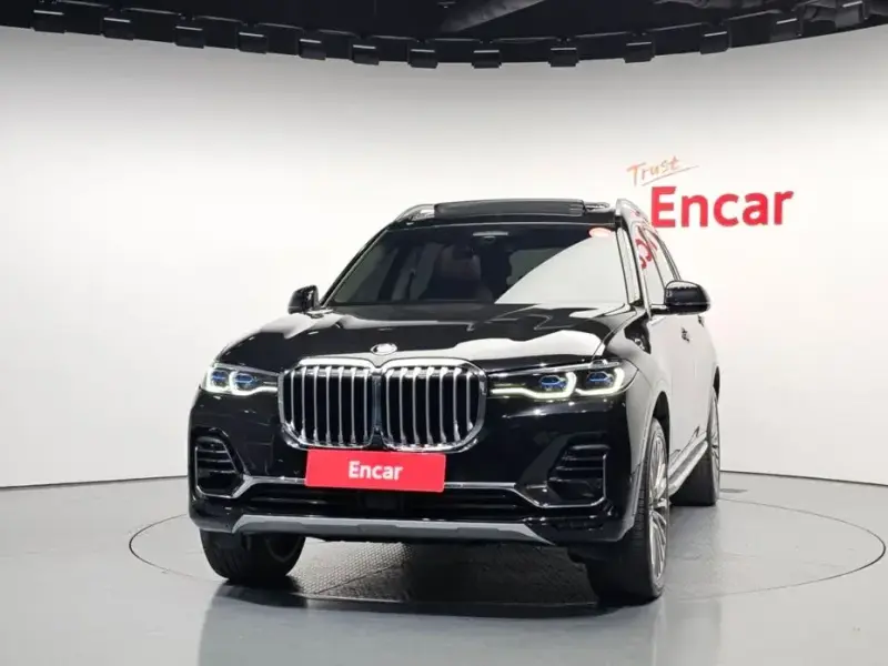2022 BMW X7 с пробегом 50 908 км