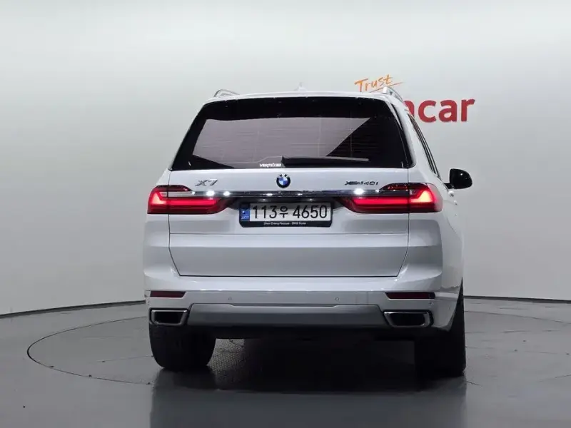 2022 BMW X7 с пробегом 28 932 км