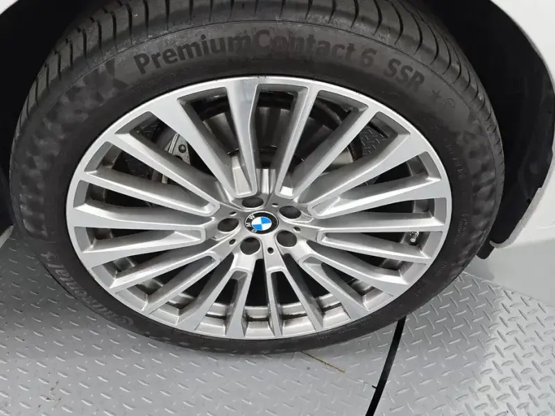 2022 BMW X7 с пробегом 28 932 км
