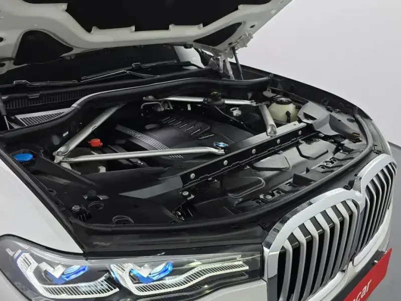 2022 BMW X7 с пробегом 28 932 км