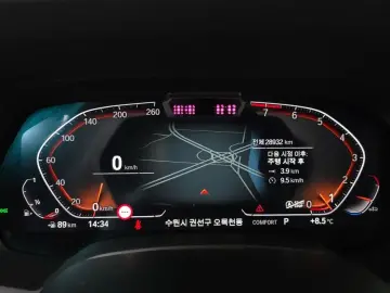 2022 BMW X7 с пробегом 28 932 км