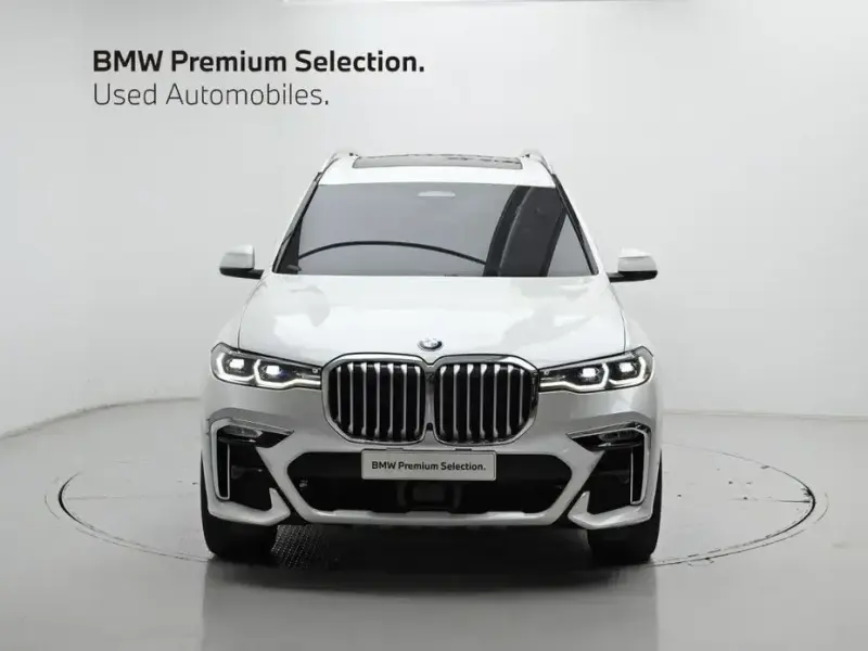 2022 BMW X7 с пробегом 67 556 км