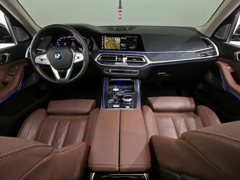 2022 BMW X7 с пробегом 36 982 км