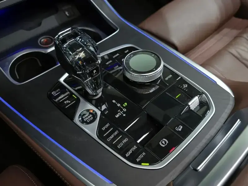 2022 BMW X7 с пробегом 36 982 км
