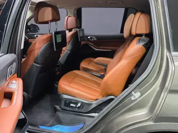 2022 BMW X7 с пробегом 120 047 км