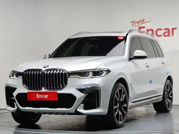 2022 BMW X7 с пробегом 63 032 км