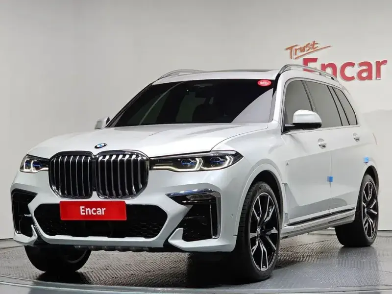 2022 BMW X7 с пробегом 63 032 км